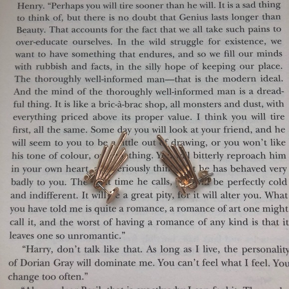 Jewelry - Sunshine Stud Earrings Gold Color